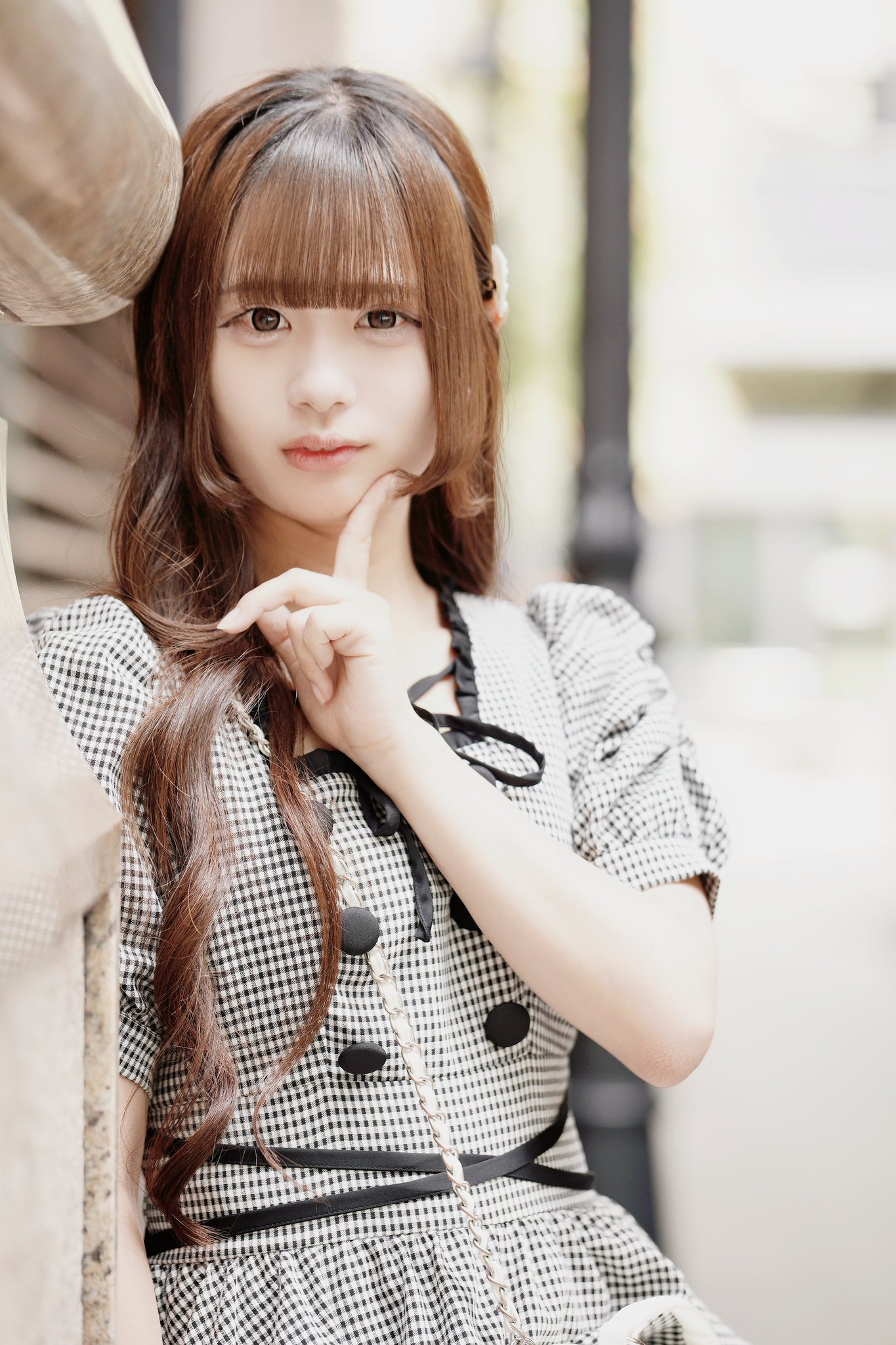 ながちゃんK-POP好き ポートレート写真 赤 📍Osaka やっと秋らしい気温になってきましたね🍂🥺 Model:ちか