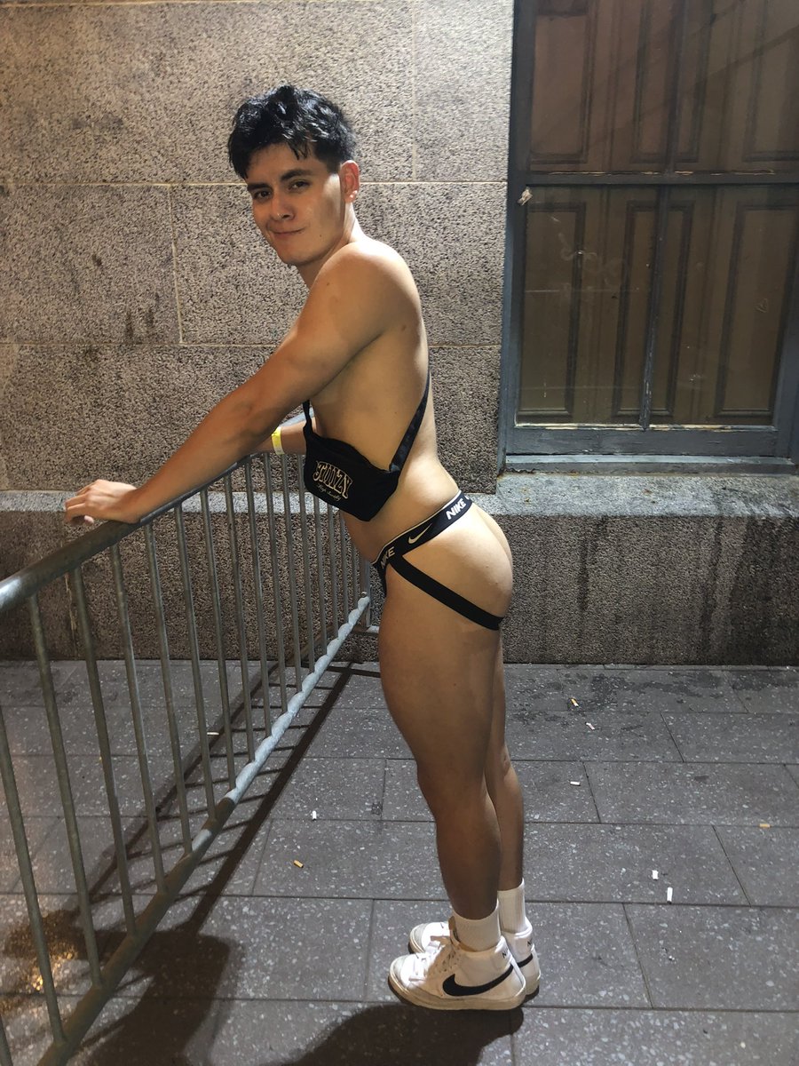 guyc0sta's tweet photo. Folsom weekend https://t.co/EmbO0Z82HF