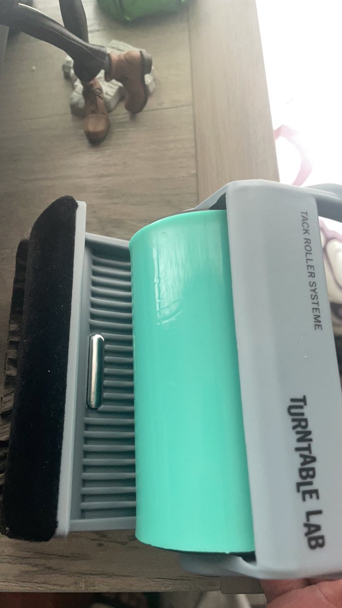 incineroarings's tweet image. Not sure if I’ve shared it but here’s my @TurntableLab brush and roller. They’re amazing.