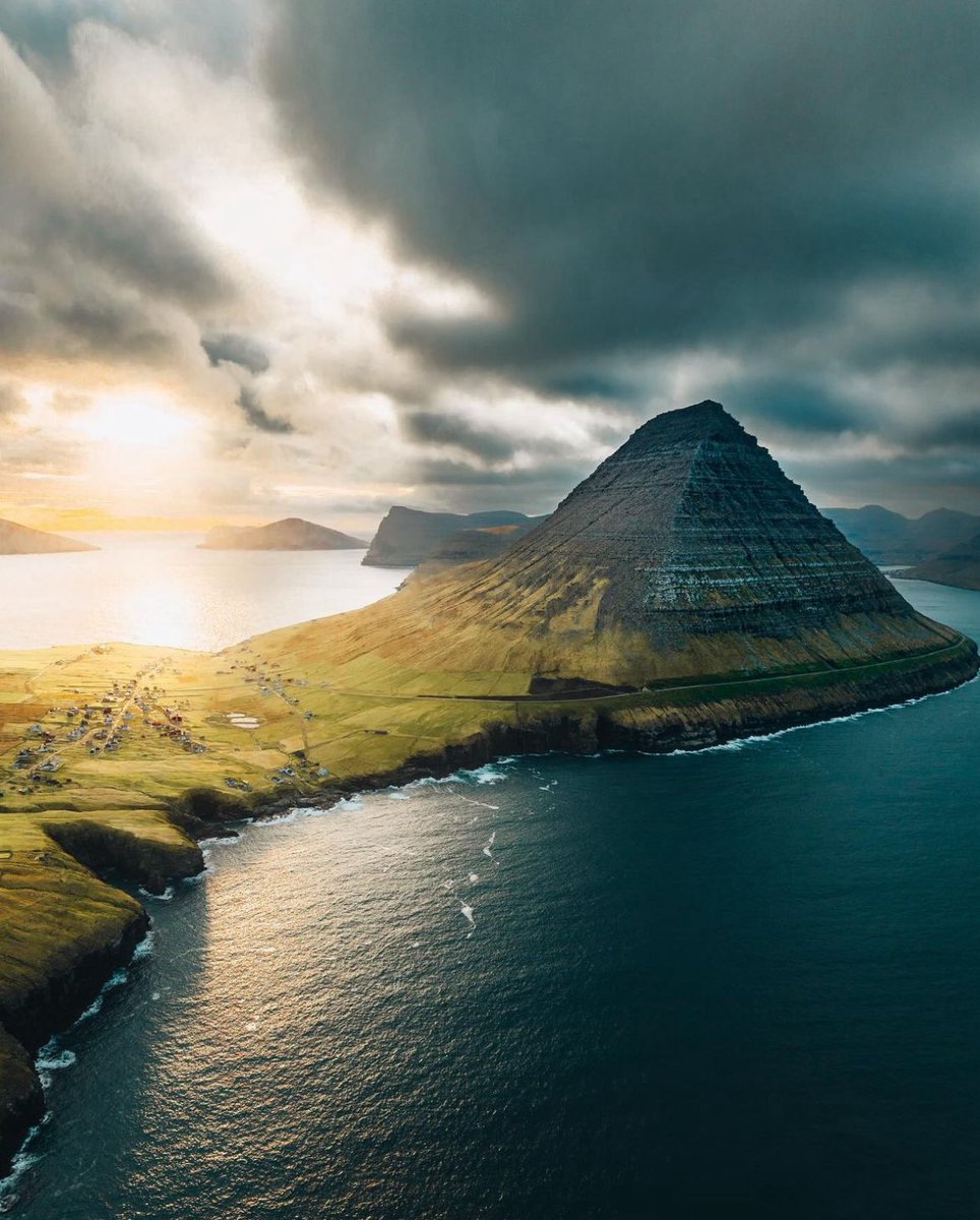 ScandinavianAE's tweet photo. Faroe Islands 🇫🇴 https://t.co/4oTMtLi38b