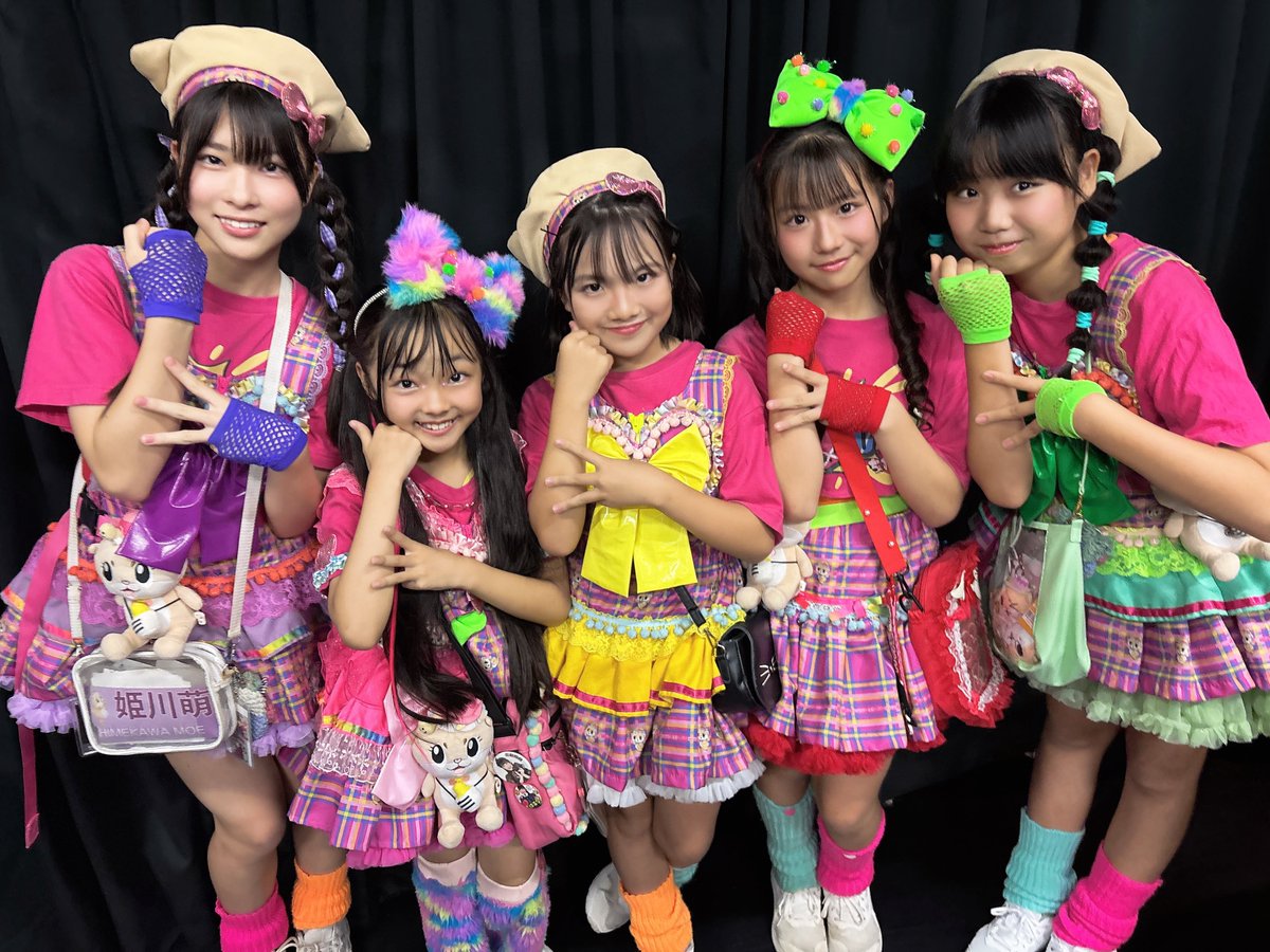 cocomicoco0312's tweet image. \\ リミッター外してみんなでヒャッハーしようぜ！//

『ボーダーランズ4』イベントでちぃたん☆とクラップトラップさんが披露した【ボダラン体操】の歌をちぃたん☆ぼんばーずが歌わせて頂きました🍓

ありがとうございます！

youtube.com/live/lj7kHaTa4…

#ちぃたんぼんばーず #ボダラン4 #ここみここ