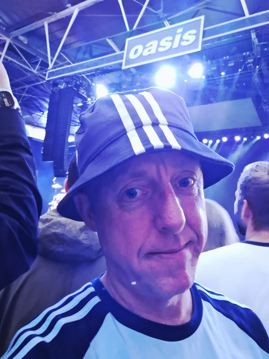 MrMozza's tweet image. Biblical #OasisLive25