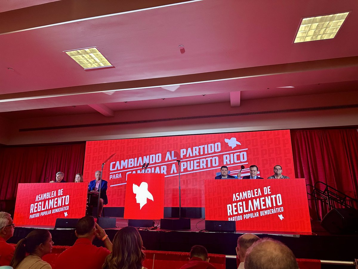 Hoy estuvimos en Coamo para la Asamblea de Reglamento del <a href="/ppdpr/">Partido Popular Democrático</a>. Además compartí con los compañeros de la Juventud Popular Nacional. Habiendo sido aprobado el reglamento, estamos listos para la reorganización de la institución que le devolverá un buen gobierno a Puerto Rico.