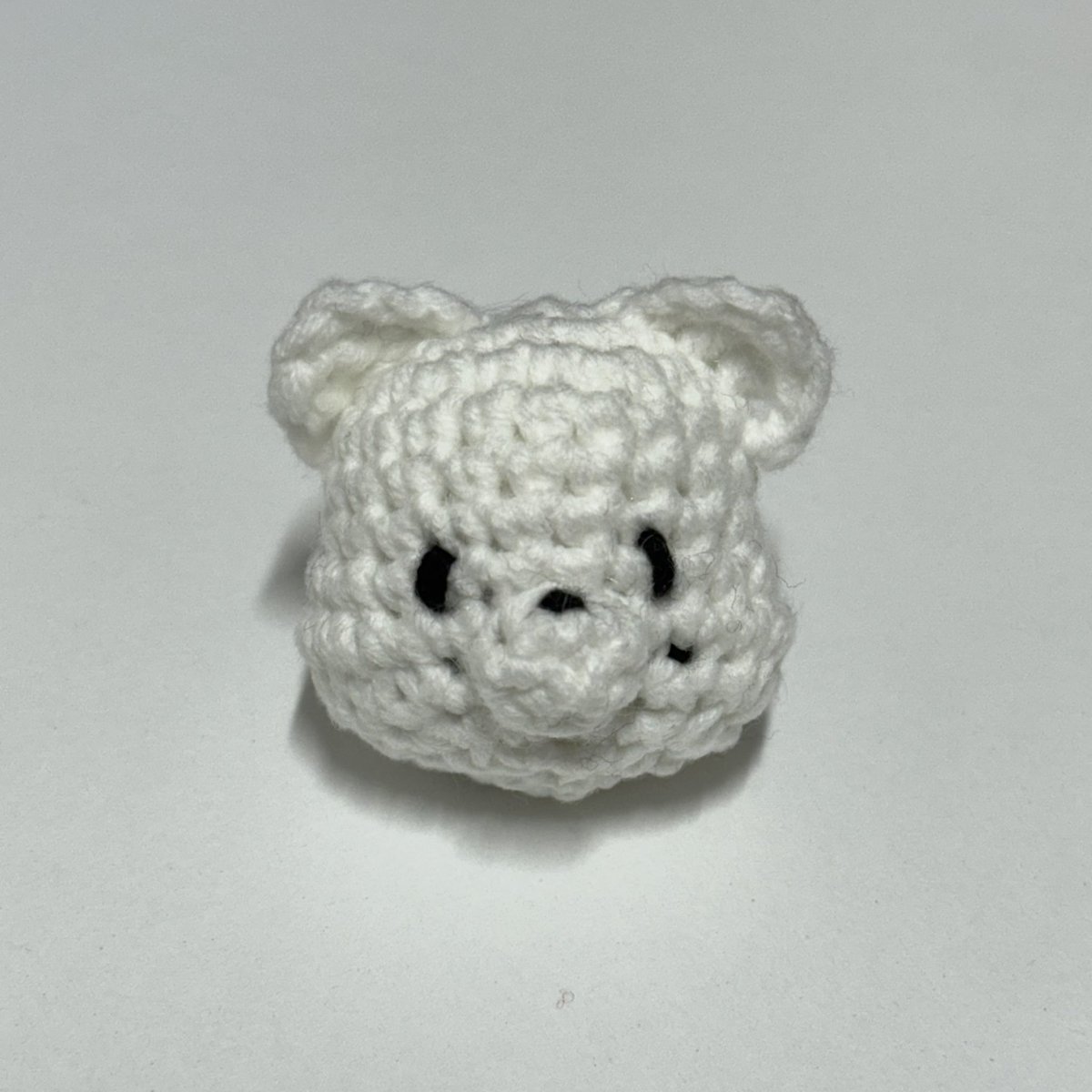 먼지 쌓인 계정 먼지털기…
저는 요즘 바빠서 정신이 없답니다ㅠㅠ 굳이 뜬 걸 올리자면 엽람쥐와 곰이리 뿐🥹
월간 뜨개 루시 10월 분은 아마 10월 14일은 돼야 작업을 시작할 수 있을 것 같네요… 
환절기인데 다들 감기 조심하시고 끼니 잘 챙기시고 행복한 나날들 보내시길 바랍니다💙