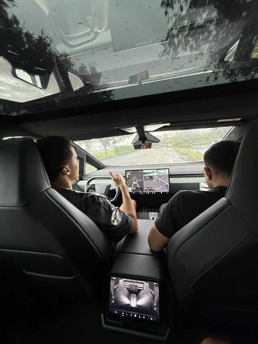alexbbritton22's tweet photo. Drove a cybertruck yesterday. Unbelievable experience. Was very surprised at how easy it was to handle. I thought that it would feel extremely bulky. The FSD was sick. We definitely under appreciate the minds working @Tesla. Excited to get my own one day. 

The customer service team was wonderful. Proactively asked if my boy and I wanted to test drive the car based on our level of interest in the design and tech. 10/10.