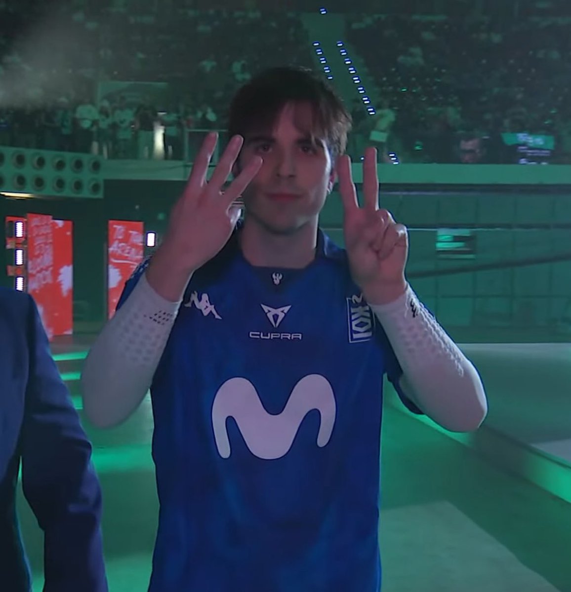 LoL Esports Images That Precede Unfortunate Events (@no_context_lol) on Twitter photo 