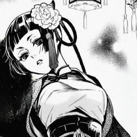 UnderTheRedFlag's tweet image. 𝑺𝒉𝒆 𝒘𝒂𝒔 𝒐𝒇 𝒕𝒉𝒆 𝒍𝒐𝒘𝒆𝒔𝒕 𝒃𝒊𝒓𝒕𝒉. . . 𝒀𝒆𝒕 𝒔𝒐𝒎𝒆𝒉𝒐𝒘 𝒔𝒉𝒆 𝒔𝒆𝒆𝒎𝒆𝒅 𝒕𝒐 𝒃𝒆 𝒍𝒊𝒌𝒆 𝒂𝒏 𝒖𝒏𝒕𝒐𝒖𝒄𝒉𝒂𝒃𝒍𝒆 𝒒𝒖𝒆𝒆𝒏.