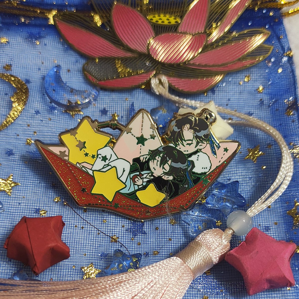 Midori_m42's tweet image. rest easy 💤 🖤🤍
#ximang #yuwu
Comm for @peonypinsco