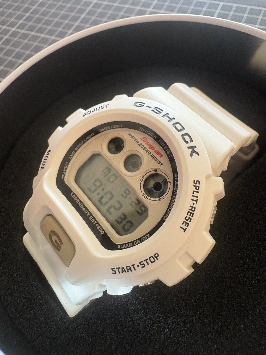 SnaponYamagata's tweet photo. スナップオン×G-SHOCK
105周年限定モデル
ラスト1個です!お早めに👍
#gshockfan
#gshock
#snapon
#snapon_official
#snaponusa
#スナップオン
#工具好き
#自動車整備士
#スナップオンあきる野 https://t.co/3zKVLocM6R