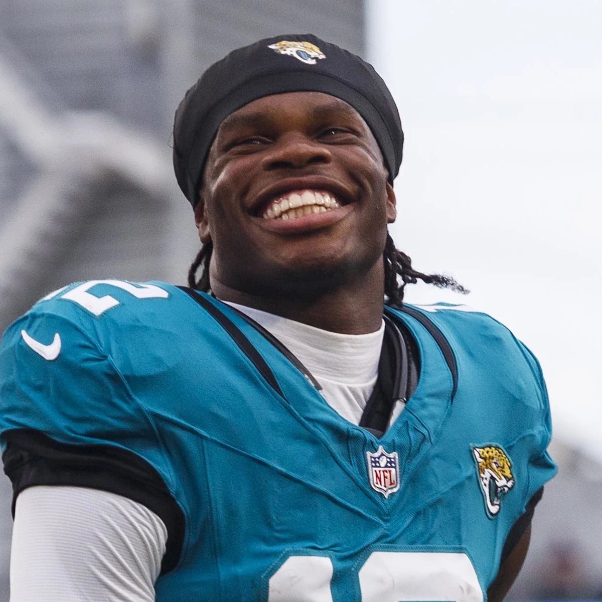 Players in last 30 years to have multiple games w/ 3+ receptions &amp; 2+ tackles in a single season: 

2025 Travis Hunter 
1996 Deion Sanders 

That’s it.
