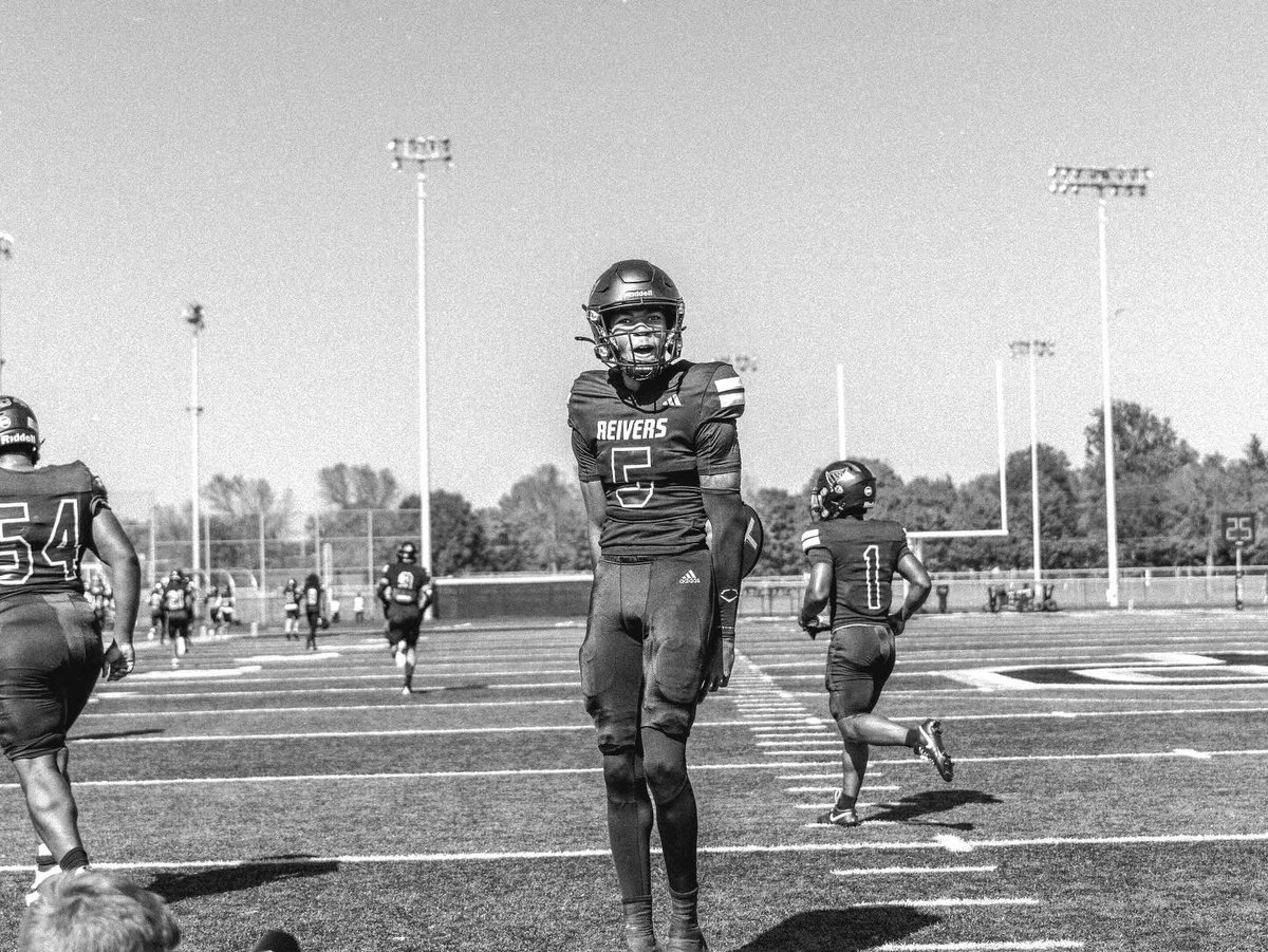 First 4Wks | 70% CMP | 13 TD
<a href="/CoachStrohmeier/">Scott Strohmeier</a> <a href="/CoachSpeer15/">Tristan Speer</a> 
hudl.com/v/2SqWSW