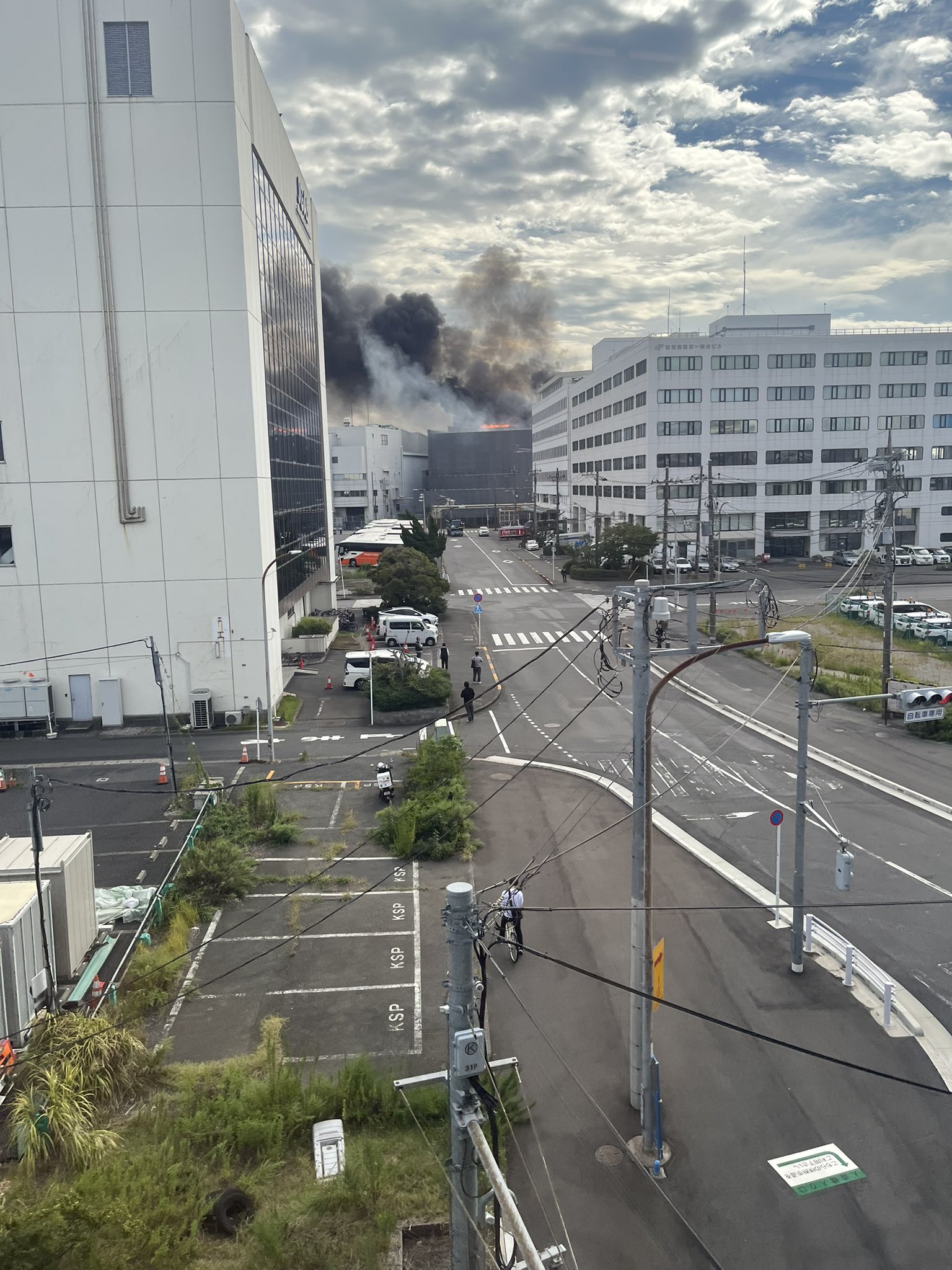 昆布 (@konbukunv) / X