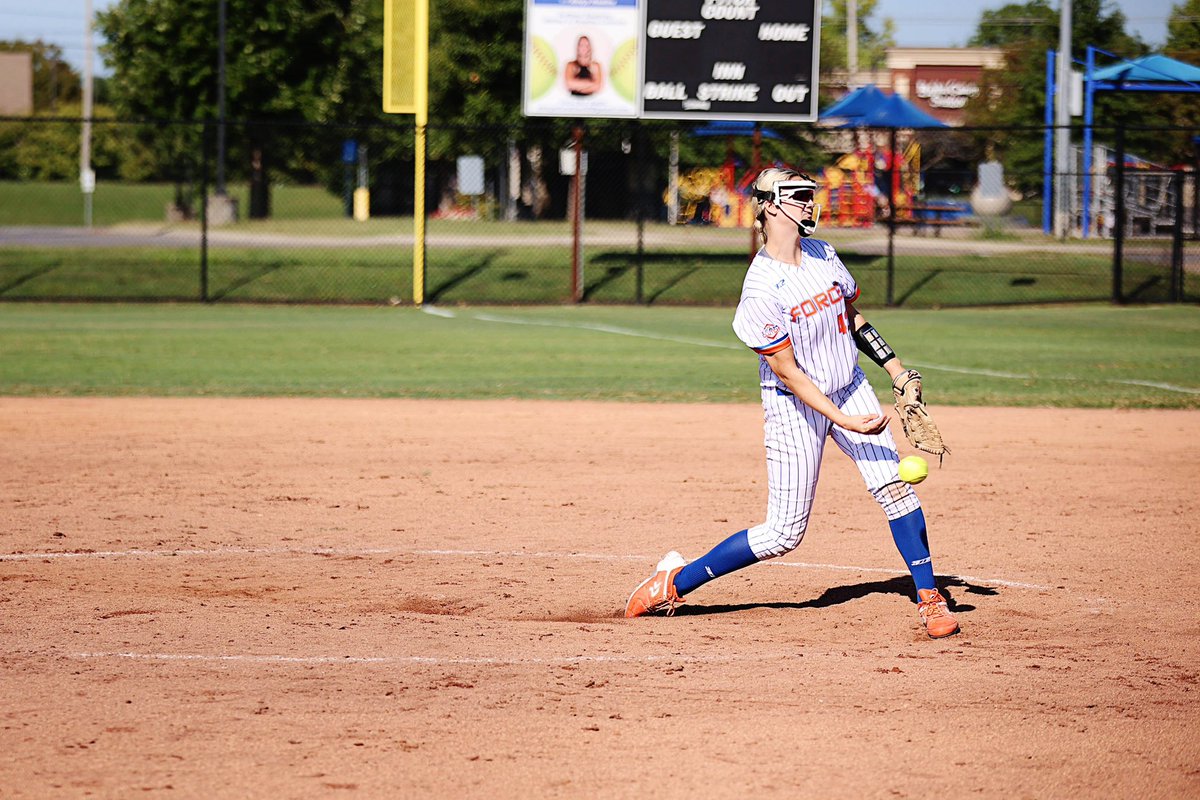DelanaR2027's tweet photo. Had a great first outing with @SouthernForce09  at the Tri Star fall showcase. We went 3-1 for the weekend.
I ended up with 5.1 IP- 20 BF- 3H- 4K- .750 WHIP- BAA of .158 
Had the opportunity to showcase my ‘slurve’ (off speed curve) that I’ve been working on this summer. (And it worked) 
@FastpitchPower @HokiesSoftball @ETSUSoftball @PurdueSoftball @LouisvilleSB @HerdSB