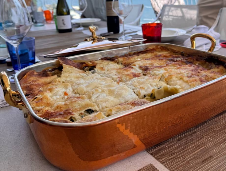 ShelbyWineNotes's tweet photo. Cooked their favorite this Sunday because love is best served hot. 🍷🍝
#WineAndDine #SlowLiving #Gather #SundayTable #CulinaryArt #GratefulHeart #FaithAndFamily #BlessedSunday #LoveLanguage https://t.co/yQR5lUuTkd