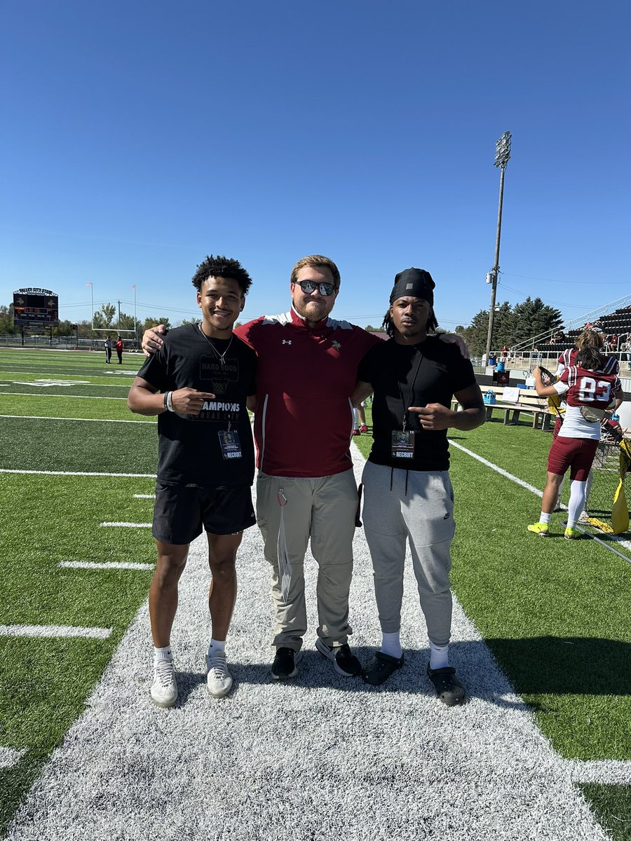 Trevonrod10's tweet image. Thank You @TheCoachBouma and @VCSU_Football for the Gameday Visit‼️