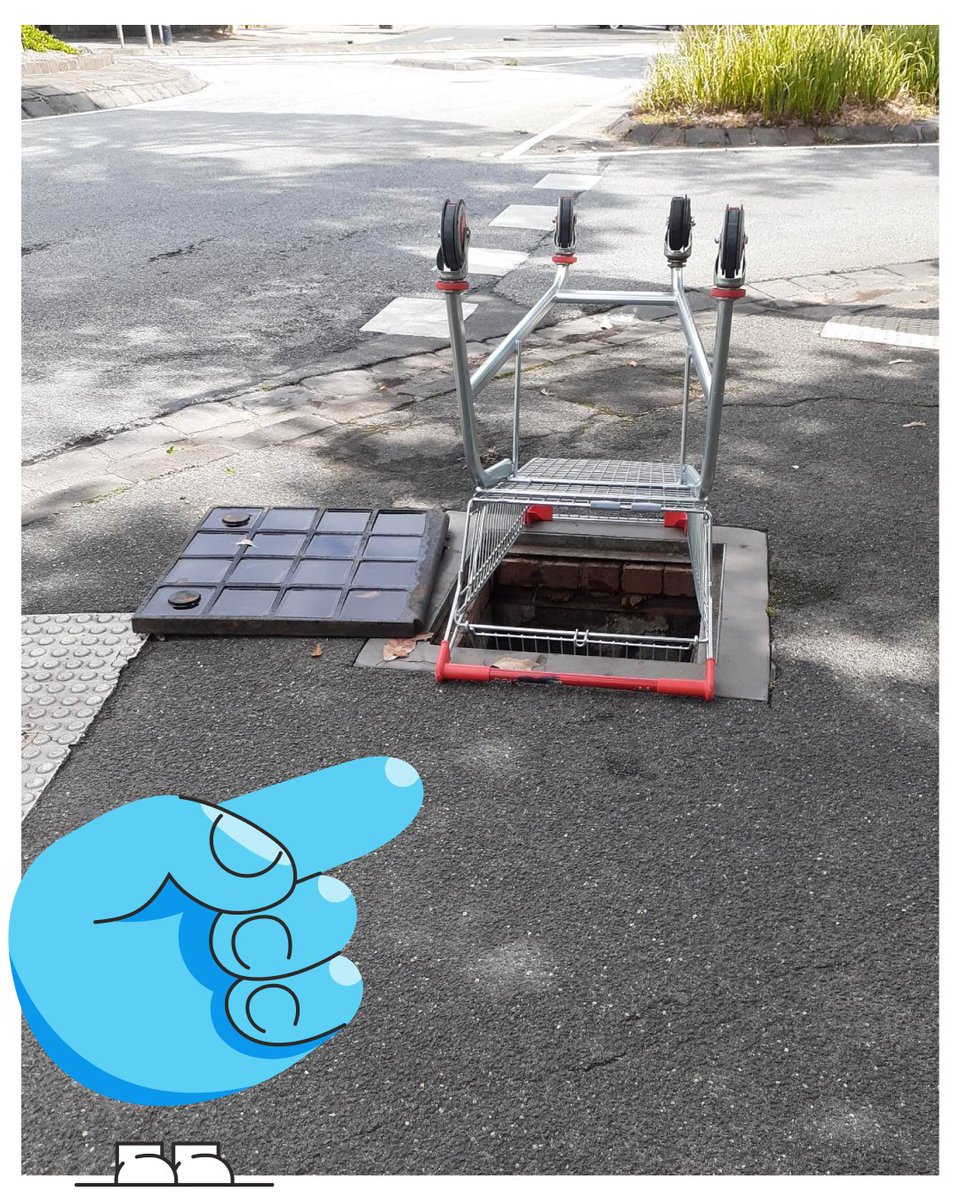 SnapSendSolve's tweet image. Well… that’s not the correct fit. 😬

Someone thought a shopping trolley made a decent pit lid replacement. Creative? Sure. Safe? Not even close.

Luckily, a local Snapper spotted it and sent it through before things got really wonky.

#SnapSendSolve #ViralSnap #TrolleyTrouble