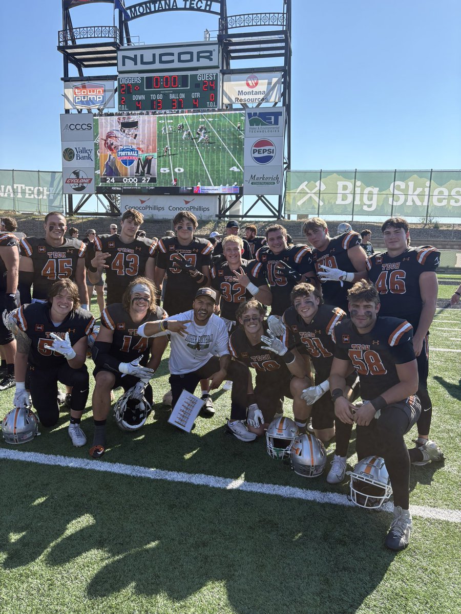 Blessed to coach these men every day! 5-0 and just getting started!! #FAMILY #GOONSQUAD