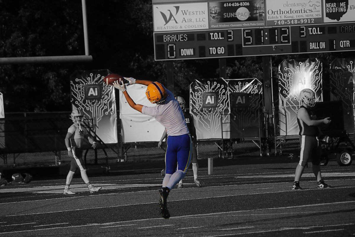 andrew_balas9's tweet image. Huge 54-7 win over Thomas Worthington!!
3 jet sweeps!!
1 touchdown!!
@OHSBravesFB @j_kelley7 @CoachBart11