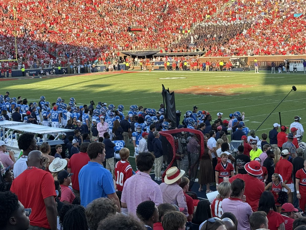 Ole Miss! Thanks <a href="/CoachGarrisonOL/">John Garrison</a> &amp; @coachjames73 for having me <a href="/OleMissFB/">Ole Miss Football</a> #hottytoddy <a href="/Westlake_Nation/">WestlakeNation</a> <a href="/CoachRosch/">John Rosch</a> <a href="/CoachJLuke/">Coach Jon Luke</a> <a href="/CoachTSalazar/">Tony Salazar</a>