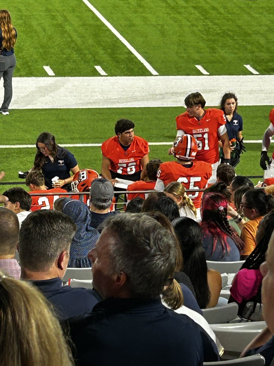 Austin Holcomb tweet media