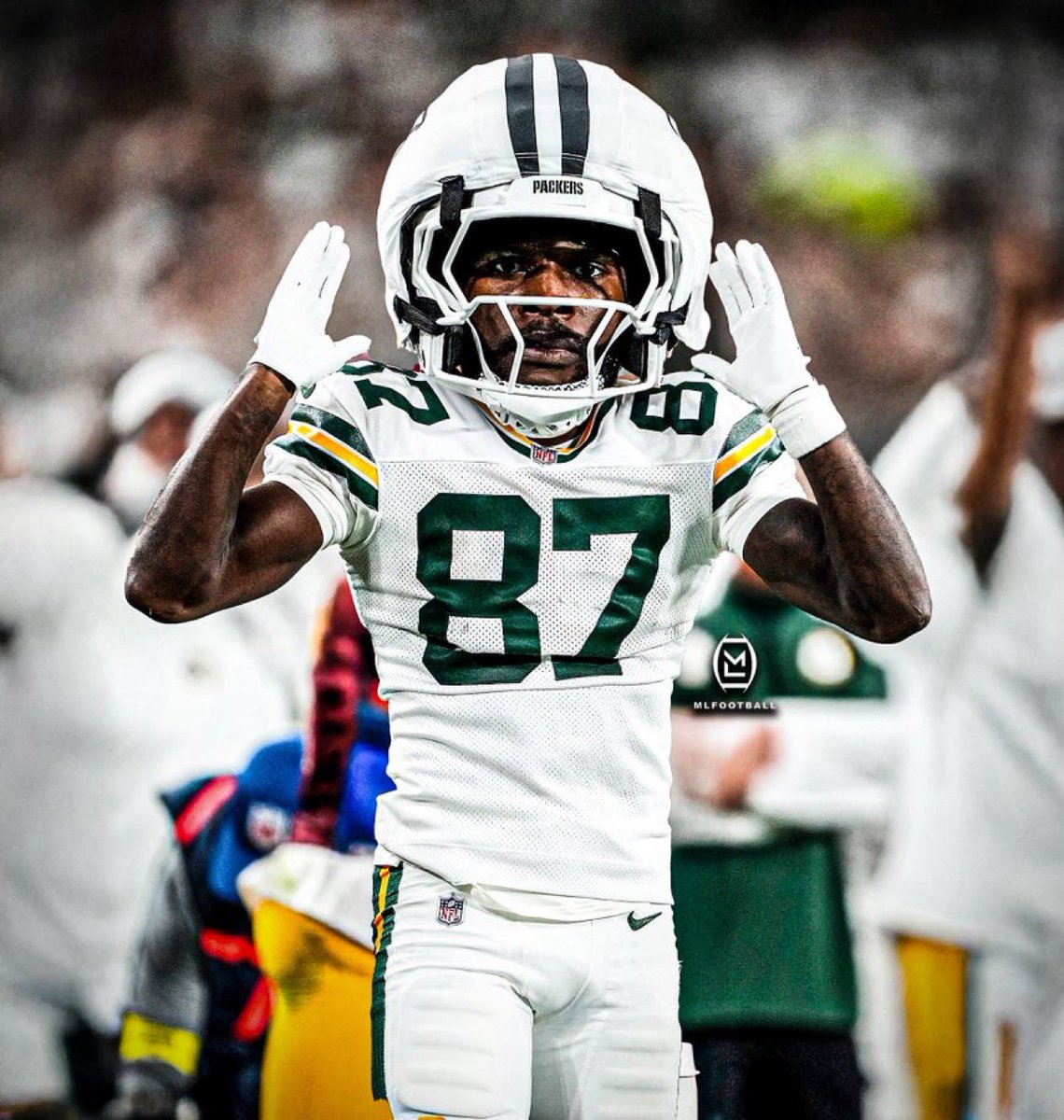 MLFootball's tweet image. ROMEO DOUBS EVERY TIME HE WEARS HIS GUARDIAN CAP.

💀💀💀