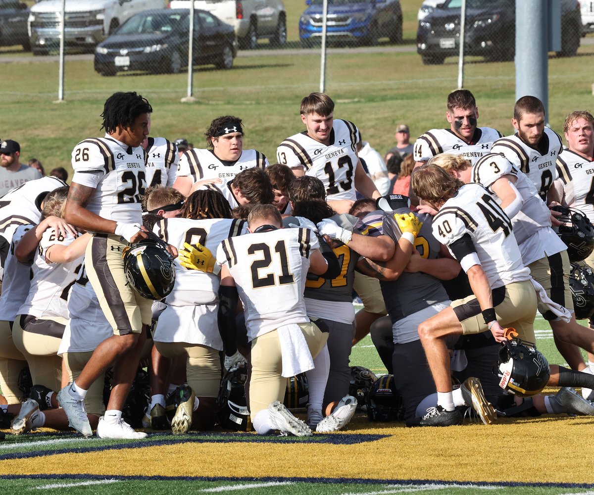 AMEN! … When Saturday’s hard-fought football game ended in Meadville, Pa., a group of Allegheny College and Geneva College players met at mid-field. And they kneeled together as brothers and prayed.