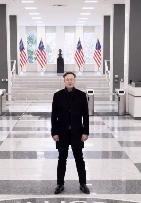 iam_smx's tweet image. Elon Musk will free the people from the Matrix