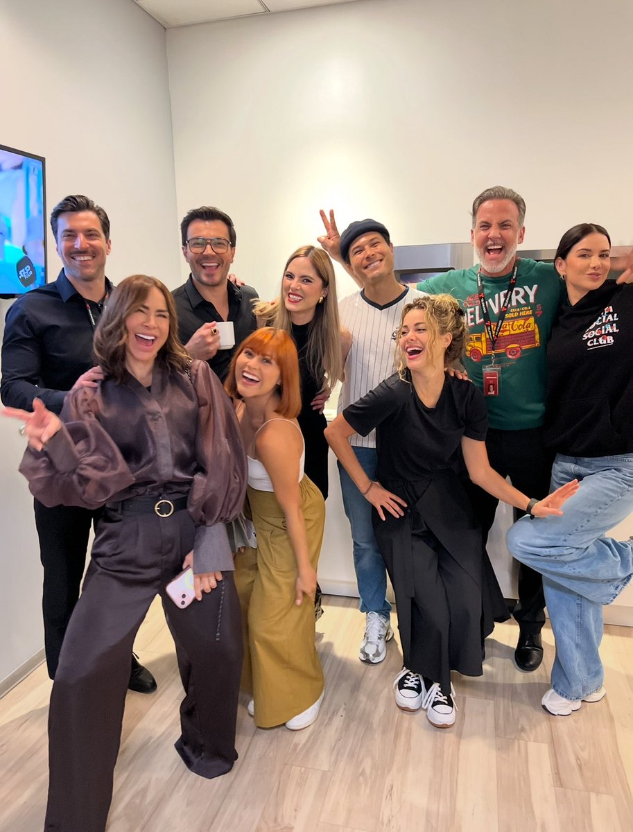 VELVET… gracias por Margarita 🌼❤️ <a href="/Telemundo/">Telemundo</a> <a href="/TelemundoSeries/">Telemundo Series</a>