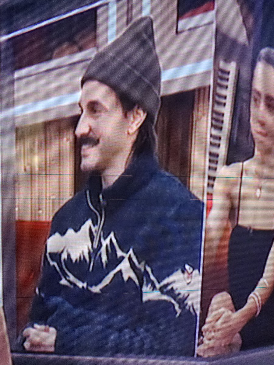 Glad Vince got dressed up for the finale tonight... 😂 #BB27