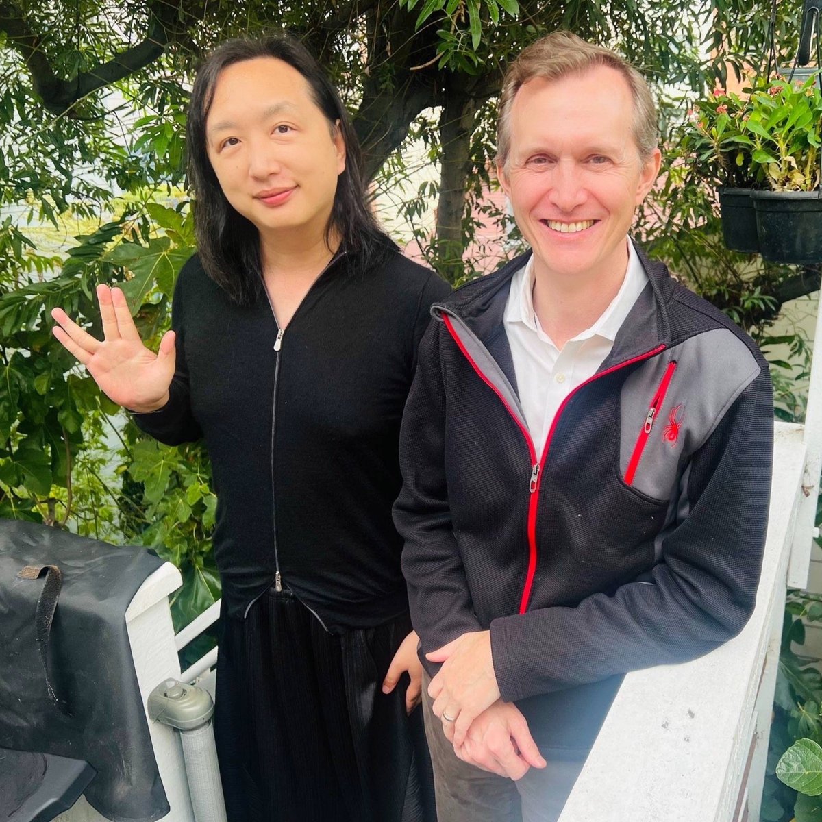 audreyt's tweet image. Captivating conversation with @Rep_Whitesides on attentiveness in AI alignment.🌌

Public, portable, pluralistic are 3 levers of attentiveness &amp;amp; powerful parts of my potential-packed playbook.📗

Let&apos;s double down on depolarizing democracy &amp;amp; #FreeTheFuture — together!🤝

#LLAP🖖