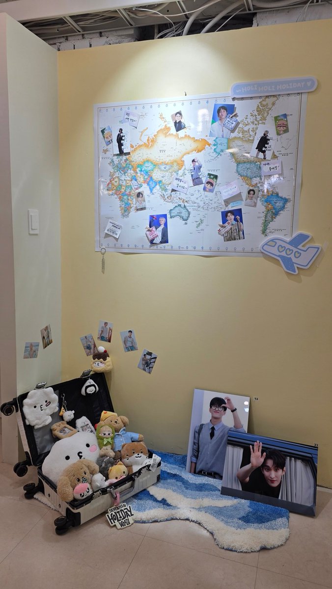 #이형제의_손을_잡고_어디든지_GO_GO
#HoLEEday
이형제 카페라니! 당장가야해!
트친도 없이 솔플이었지만 스탭분들 다들 친절하시고 전시도 너무 좋아서 행복한 추억 많이 만들었습니다. 카페 열어주셔서 감사해요