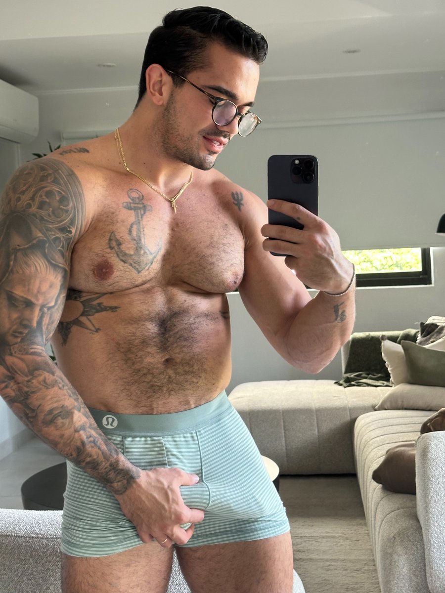 say hi then check ur inbox