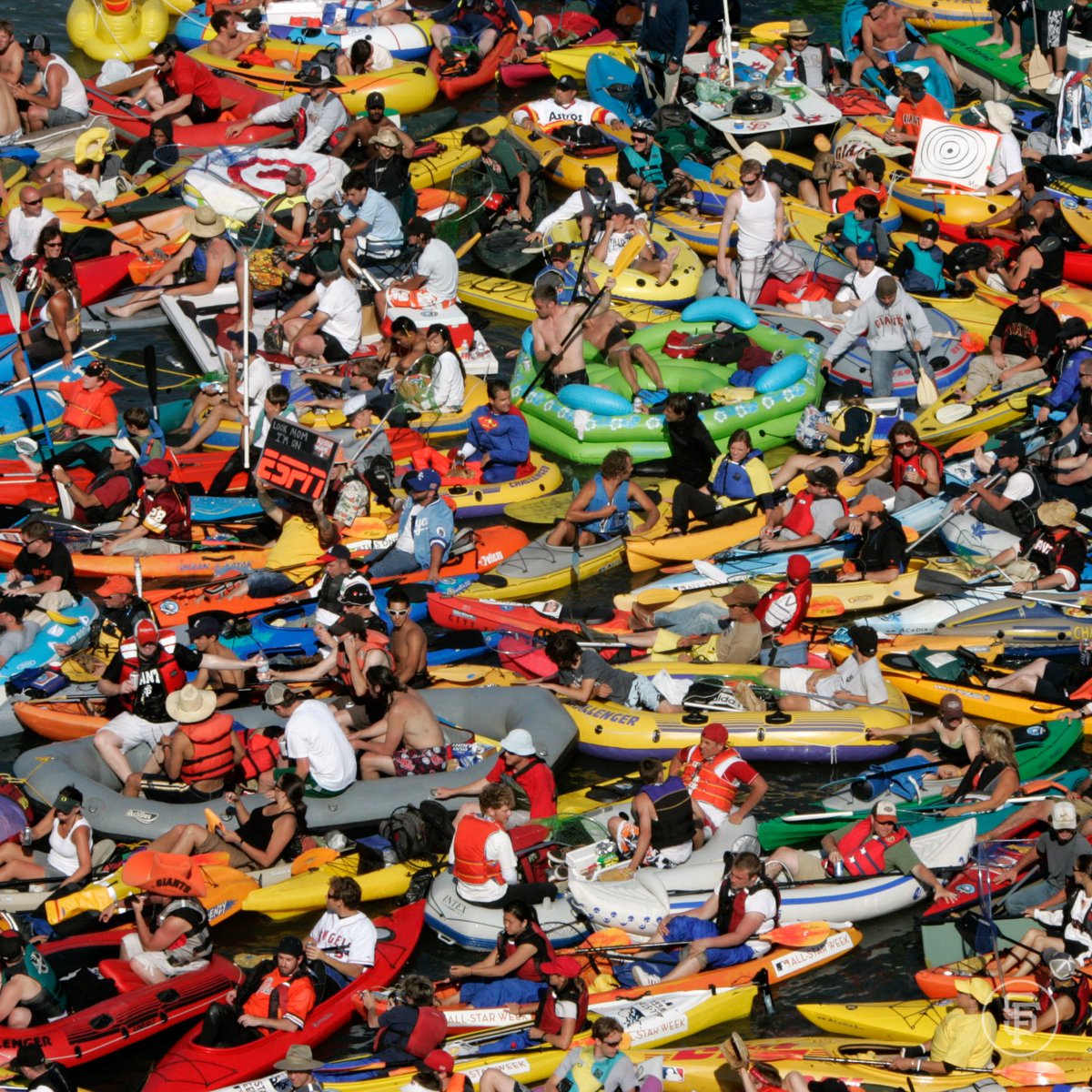 OracleParkSF's tweet image. .@sfgiants fans are truly the best fans in baseball. Thank you for 25 years of cheers, cold nights, Splash Hits and countless memories. Here’s to many more! 🧡