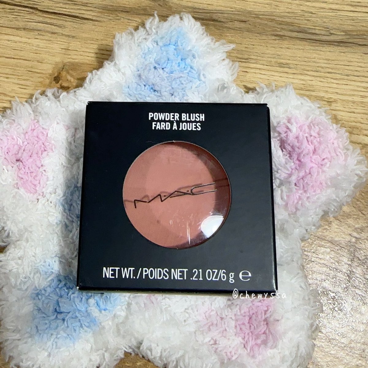 Hi aku mau sell mac blush shade melba, baru dipake 1x (dijual krn salah shade💔)

IDR 350.000

𖥻 wts makeup make up highend high end