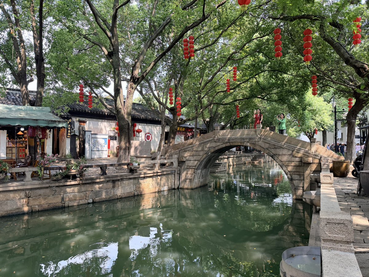 昆仑三圣何足道 tweet media
