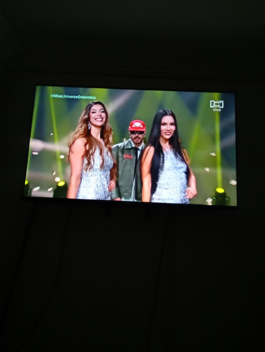 Estefaniaaaaa30's tweet photo. Ese Altafulla no canta feo, si no lo que sigue🥲🥲

#MissUniverseColombia https://t.co/Hx1xOA6QhA
