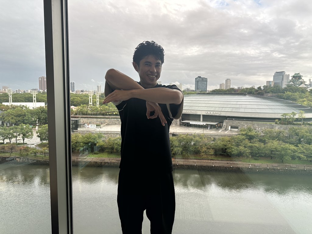 真島籤　スペシャルお持ち帰り賞：キャプテン真島　等身BIGスタンディ 新しいキャプテン真島ディグスタフィギュア（はい、また一つ）を