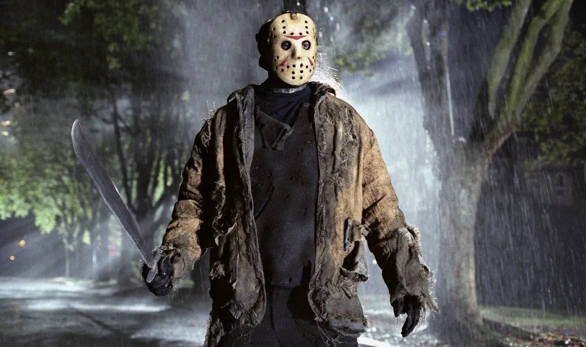 🚨 Former WWE star Braun Strowman in talks to portray the legendary horror iconic Jason Voorhees in the new Friday The 13th

(Collider)