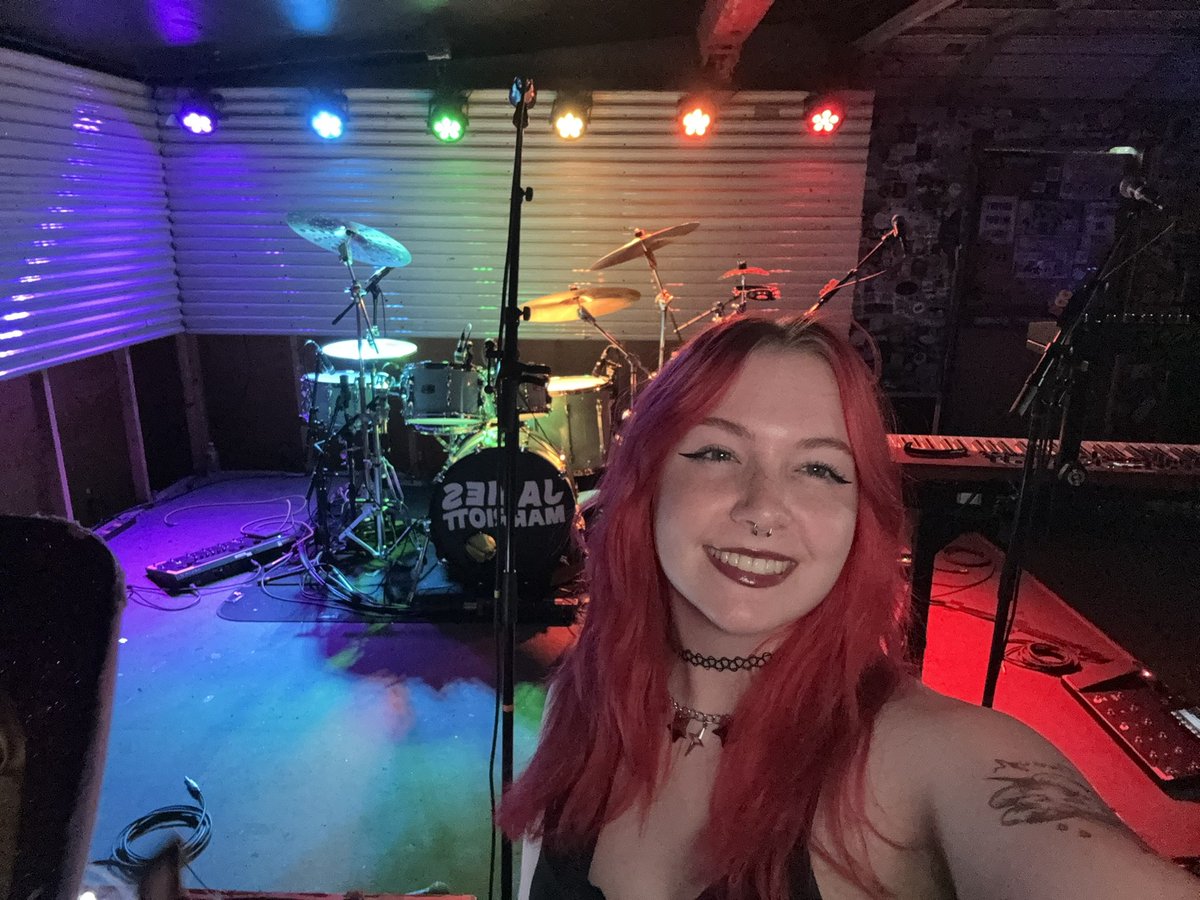 malwhateverrr's tweet image. chat... #JamesMarriottUT