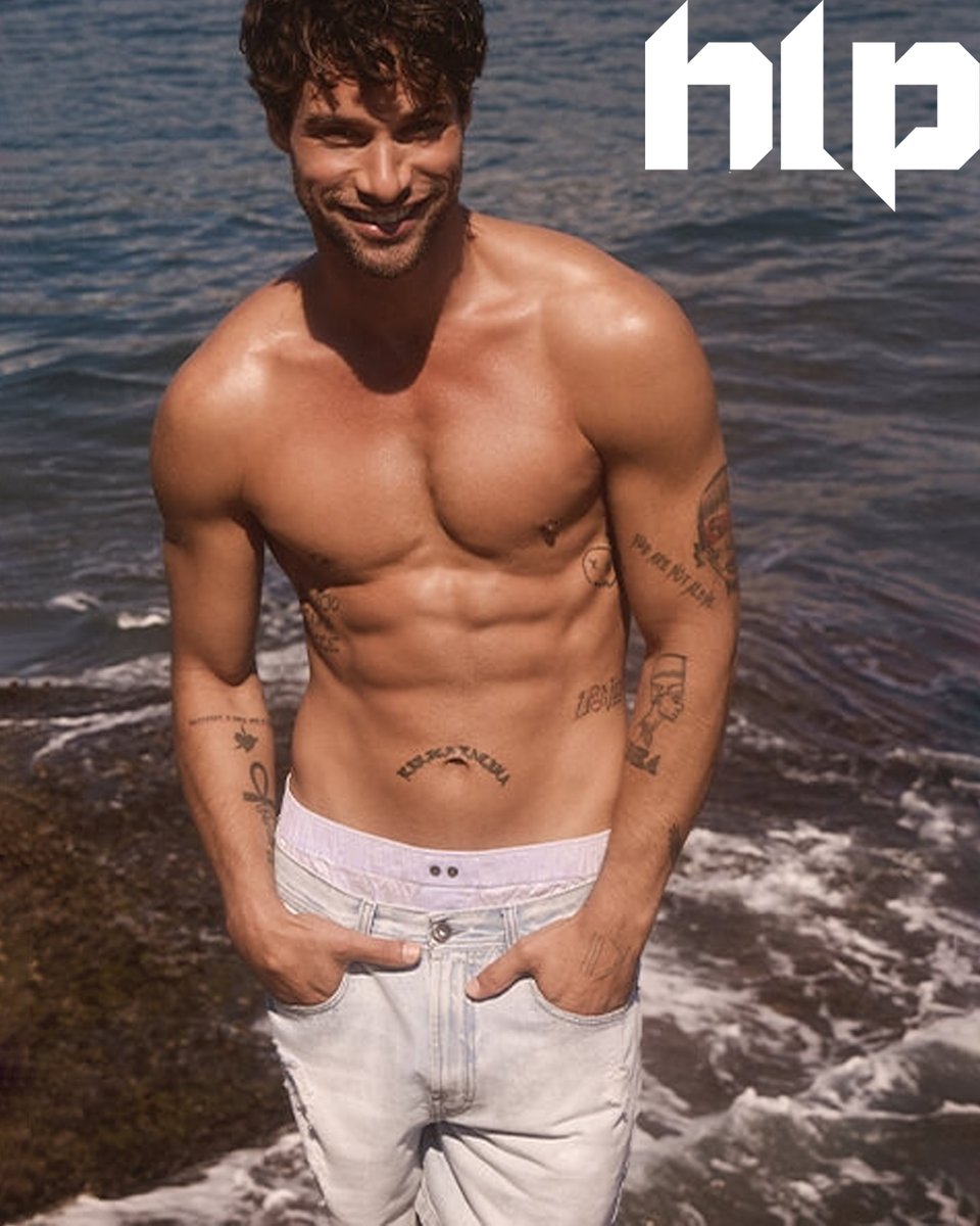 homensdelinguap's tweet photo. And aren't these images of the gorgeous @pabloXmorais Pablo Morais for ELLUS's new summer campaign wonderful? 🫦🔥🔥
#pablomorais #brazilian
#model #actor
#photography #video #reels
#ELLUS #SS26ELLUS #ELLUSSummerCodes
#homensdelinguaportuguesa https://t.co/w9nAdOniNT