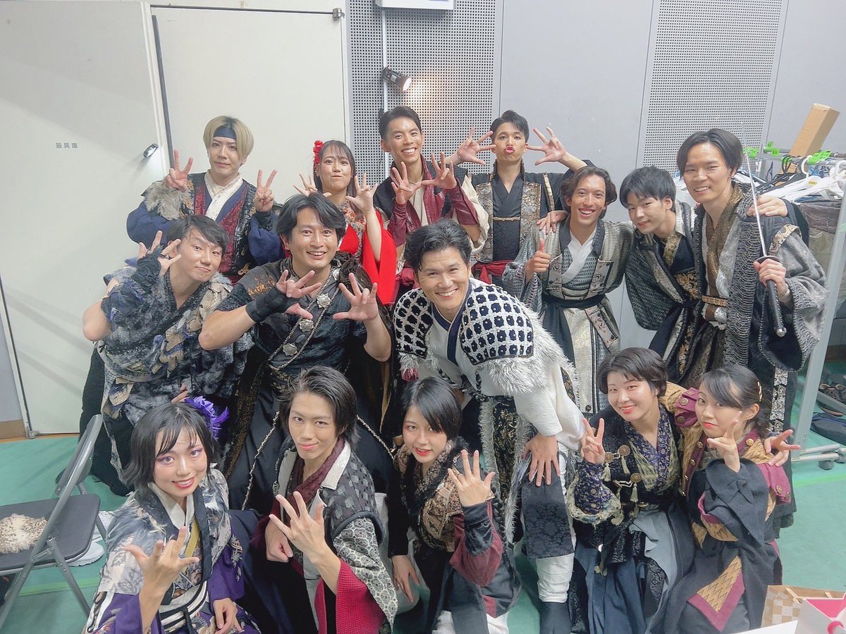 SHIN_KzNOW's tweet photo. 『万里一空』9/27~28 全4公演
無事終演致しました！
ご来場いただき応援いただきありがとうございました！

最近はダンサー・シンガーとしての活動が多い中、お芝居・殺陣ともにたくさん勉強させていただき、とてもいい経験になりました！

#万里一空

↓（続） https://t.co/ZKjgX7camc