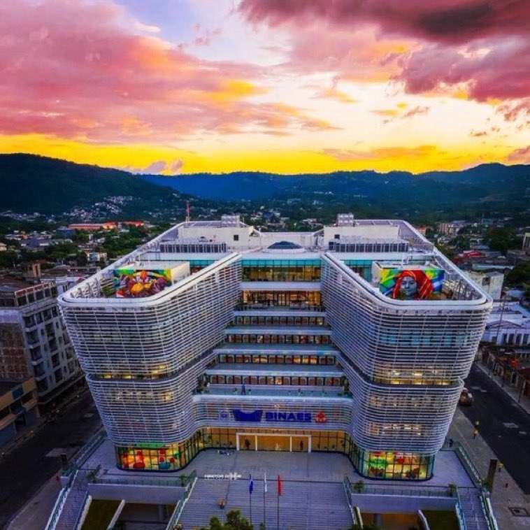 🇸🇻 The BITCOIN ZONE at El Salvador’s national library is open 24/7 🙌