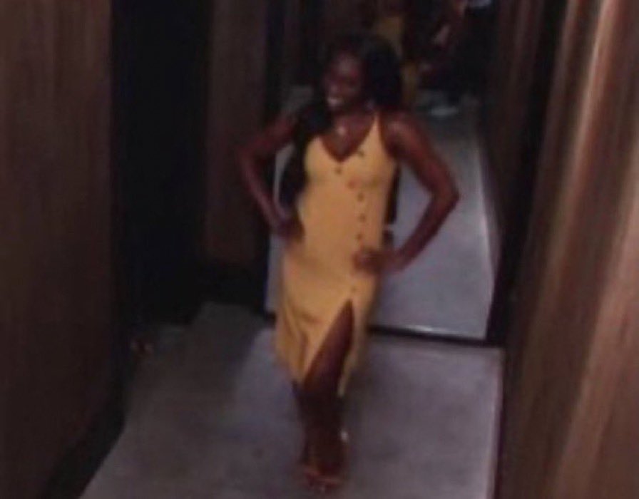 WAIT KELLY LAUGHING IN VINCES FACE OK SHE ATE THAT ONE THING #BB27