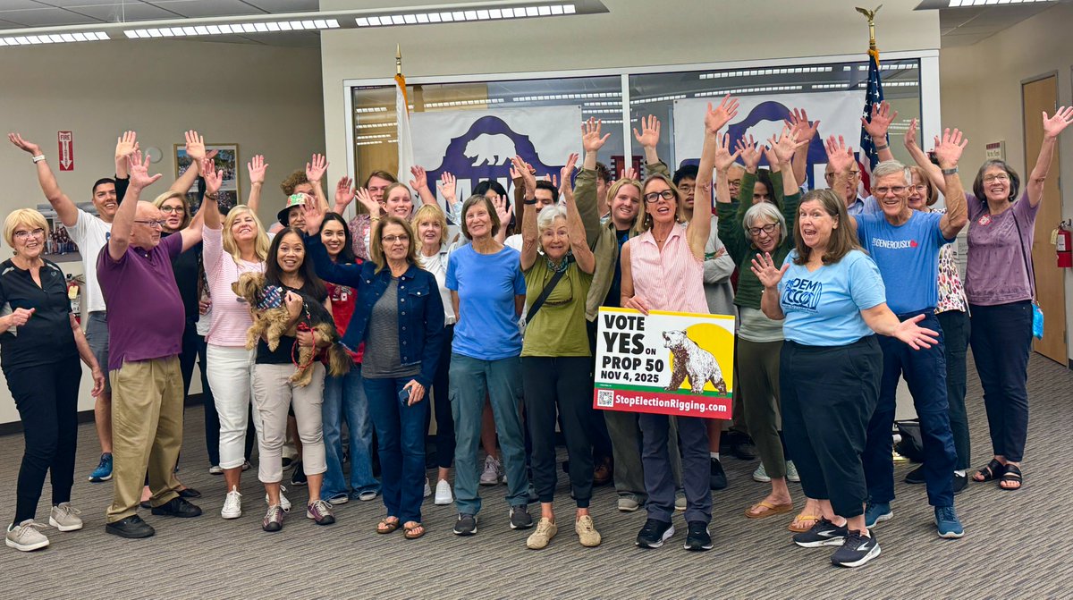 Catherine Blakespear (@cblakespear) on Twitter photo A big THANK YOU to the incredible volunteers who knocked doors for YES on 50 with me today! Voters will receive ballots in 8 days with 1 question. It’s goal-to protect democracy and fight back against partisan gerrymandering in other states. Grateful to <a href="/MikeLevin/">Mike Levin</a> for hosting! A big THANK YOU to the incredible volunteers who knocked doors for YES on 50 with me today! Voters will receive ballots in 8 days with 1 question. It’s goal-to protect democracy and fight back against partisan gerrymandering in other states. Grateful to <a href="/MikeLevin/">Mike Levin</a> for hosting!