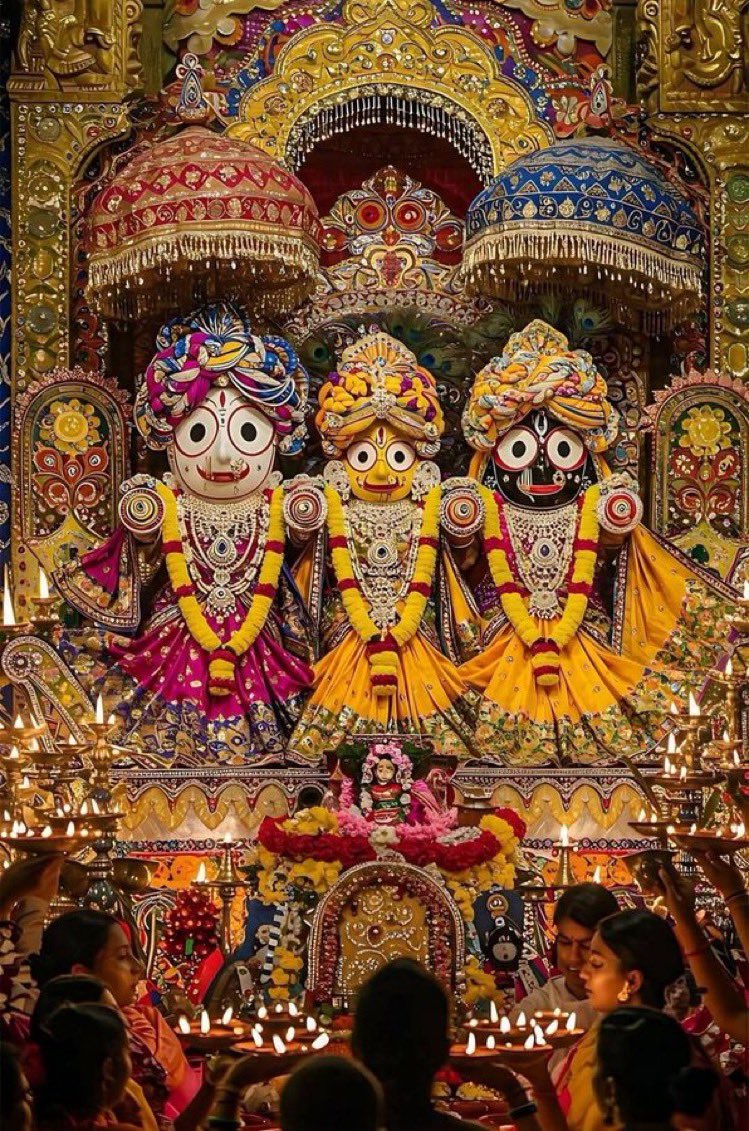 paramdisciples's tweet image. Hare Krishna Hare Krishna
Krishna Krishna Hare Hare
Hare Ram Hare Ram
Ram Ram Hare Hare