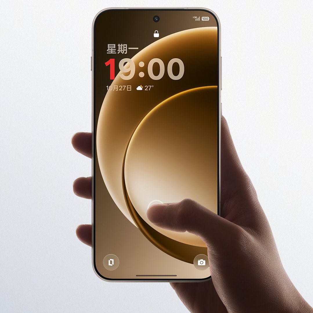 DaTechPro1's tweet image. Meet the all new OnePlus 15
.
New Fresh design,
Sleek, Simple and the Texture &amp;amp; feel is truly an immersive touch &amp;amp; too premium to say the least, the Nano Ceramic Material is even stronger than Titanium!

#OnePlus15 #OnePlus #smartphone #Trending