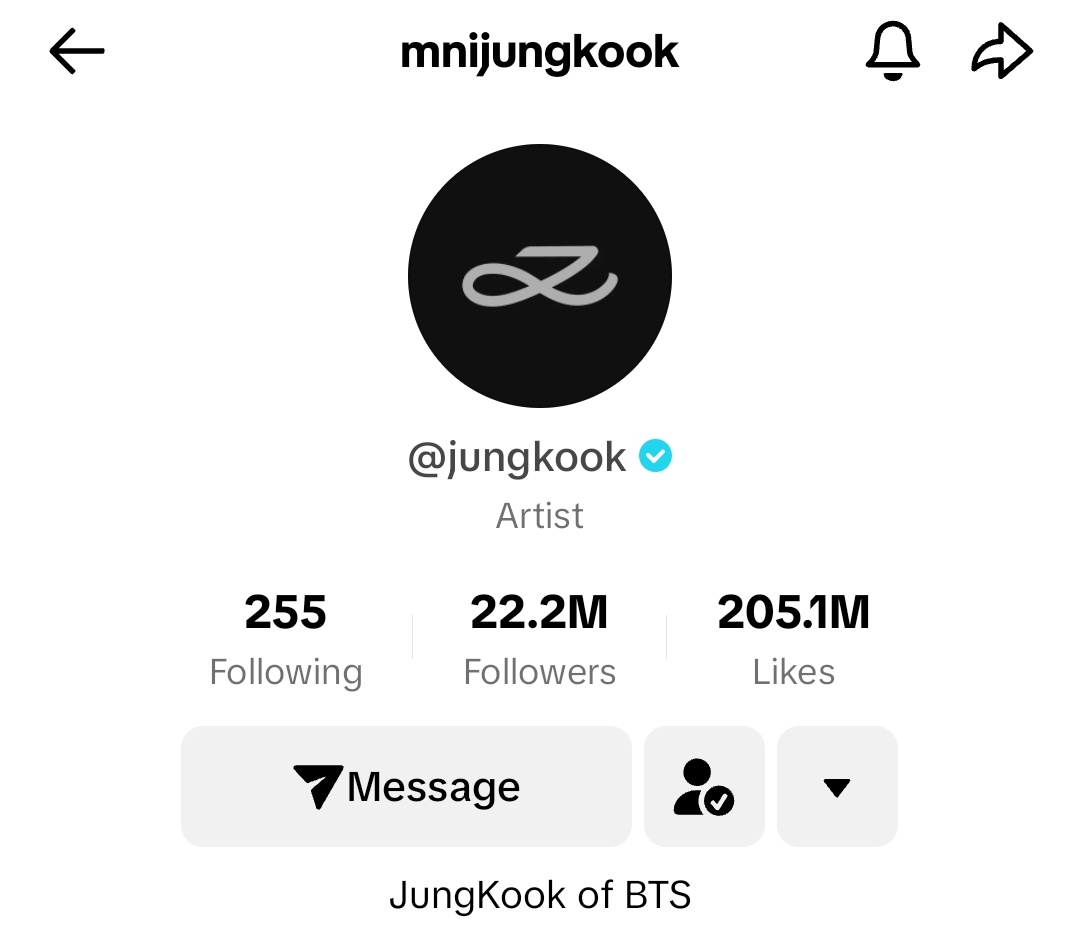 OMGGG Y'ALL JUNGKOOK ACTIVE ON TIKTOK !!!! 

HE CHANGED HIS USERNAME &amp; PFP 😭😭