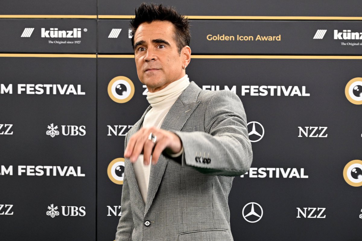 CFarrellUpdates's tweet image. Colin Farrell accepted the Golden Icon Award during the &quot;Ballad Of A Small Player&quot; Screening during the 21st Zurich Film Festival
September 27, 2025 
#ColinFarrell