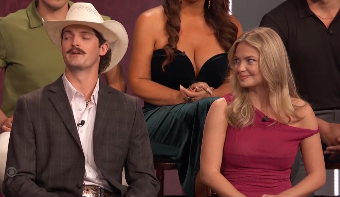 BBFeedsFairy's tweet photo. Kat/Rylie are still together #bb27 https://t.co/znb9FCqB6i