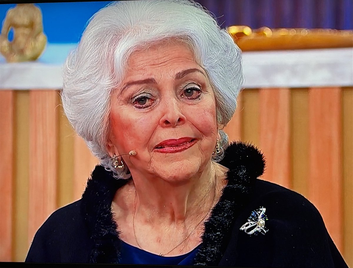 La mamá de Alexis Ayala está en la gala y que linda persona 😭 fue a defender a su hijo.

Cuando una madre entra a defender a su hijo, no importa la edad, es un mensaje tan fuerte y tan conmovedor 😭

#LaCasaDeLosFamososMx #LCDLFMX3